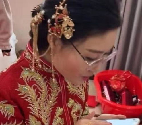 新娘说馒头上太早导致宾客提前离场(馒头上得太早，宾客纷纷提前离场—一场婚礼的意外插曲)