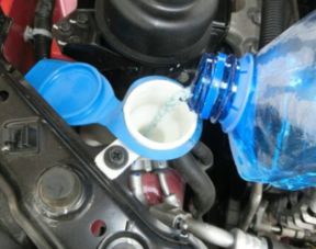 苏州汽车加玻璃水多少钱(苏州汽车加玻璃水价格解析) 苏州汽车加玻璃水多少钱(苏州汽车加玻璃水价格解析)